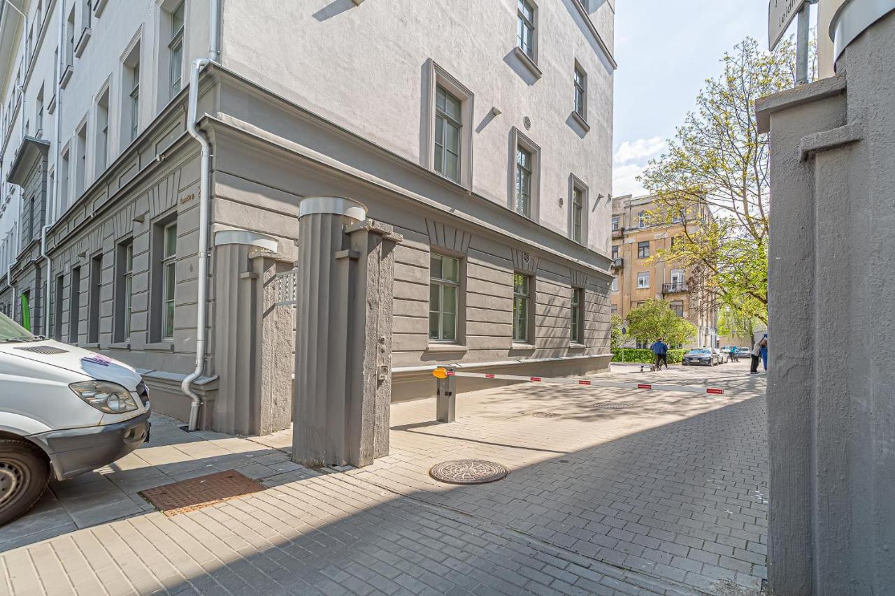 Ministerija Loft Apartment With Parking & Ac Kaunas Kültér fotó