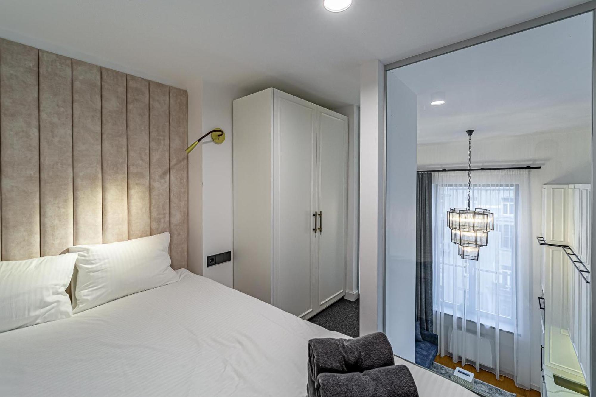 Ministerija Loft Apartment With Parking & Ac Kaunas Kültér fotó
