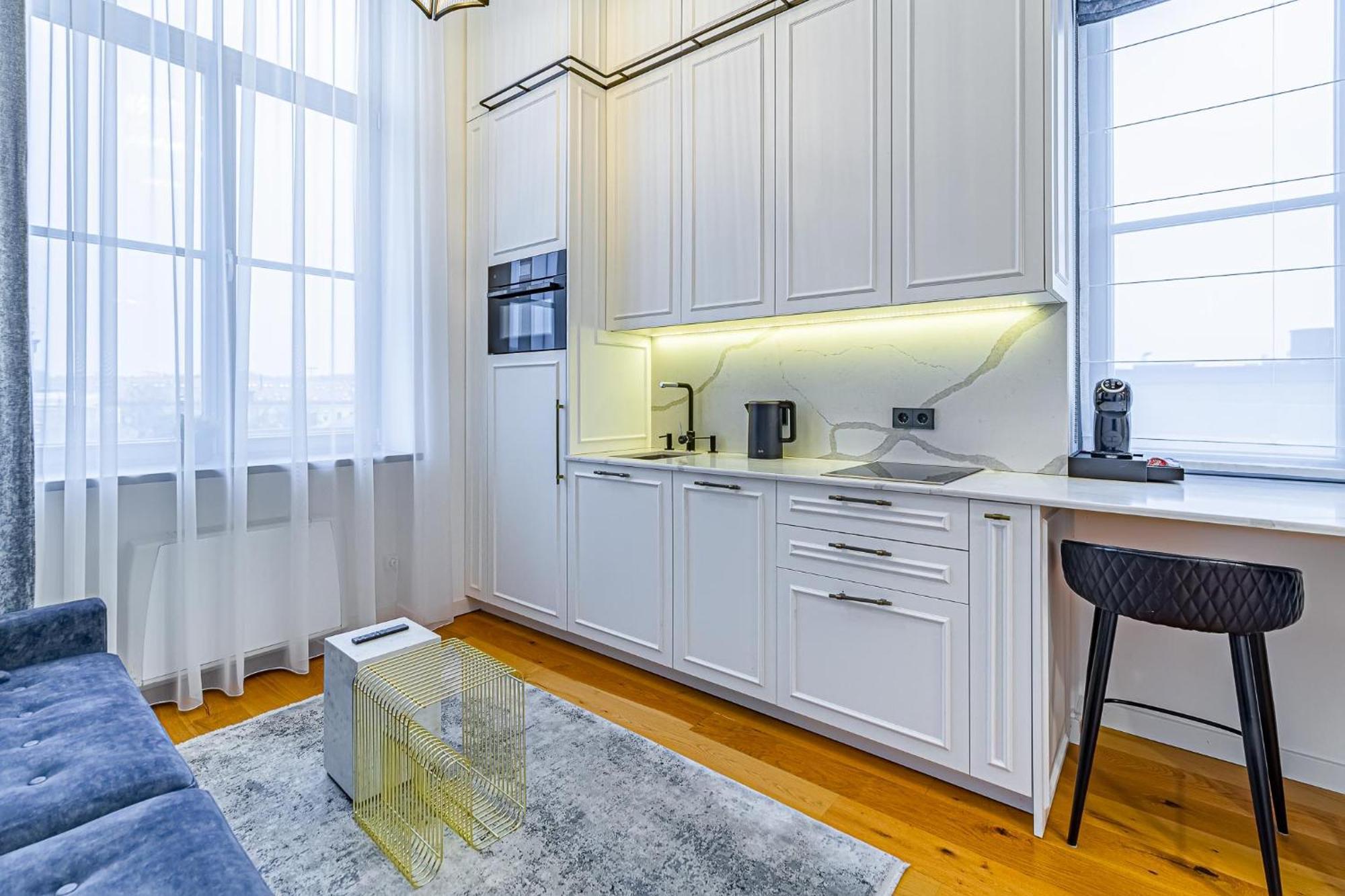 Ministerija Loft Apartment With Parking & Ac Kaunas Kültér fotó